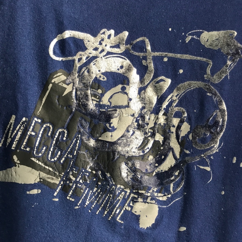 Mecca Femme tee NY, NY company - 1X with shiny emblem great Rock shirt